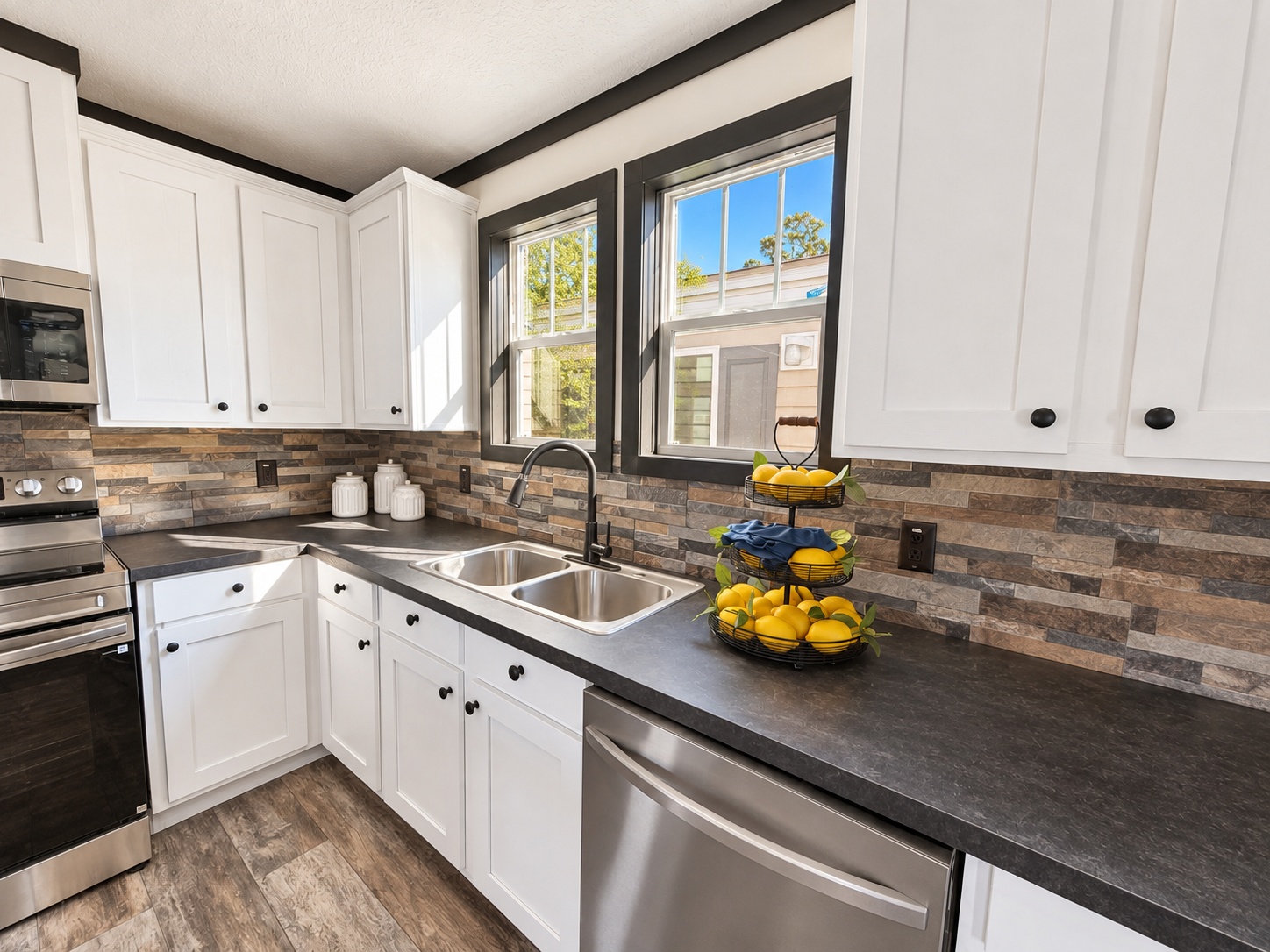 Baby Boujee manufactured home by Clayton — photo 7 of 13