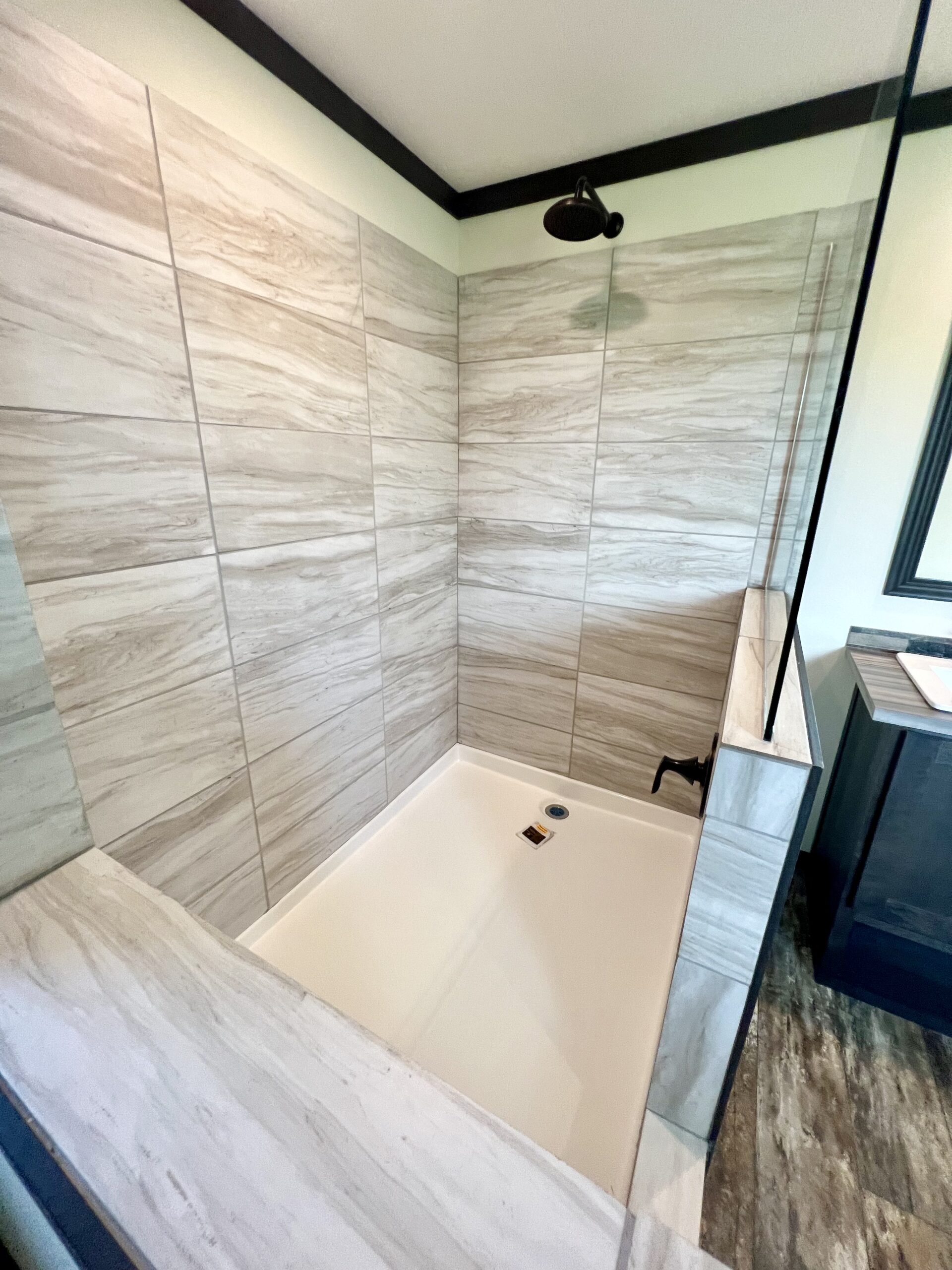 Boujee 56 manufactured home by Clayton — photo 18 of 19