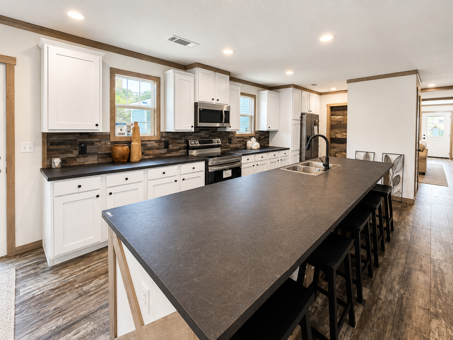 Boujee XL manufactured home by Clayton — photo 4 of 23