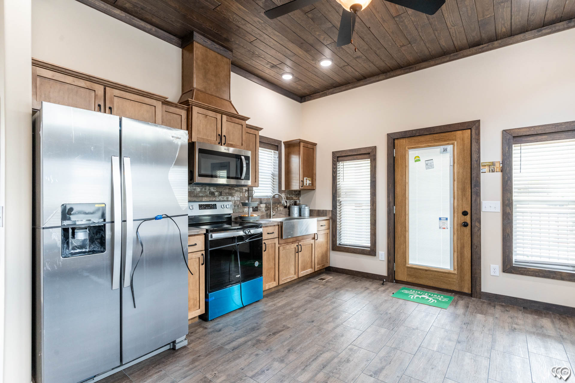 Cozy Cottage manufactured home by Deer Valley — photo 2 of 13