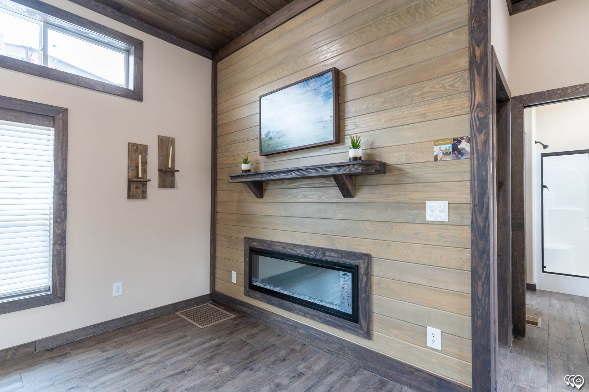 Cozy Cottage manufactured home by Deer Valley — photo 3 of 13