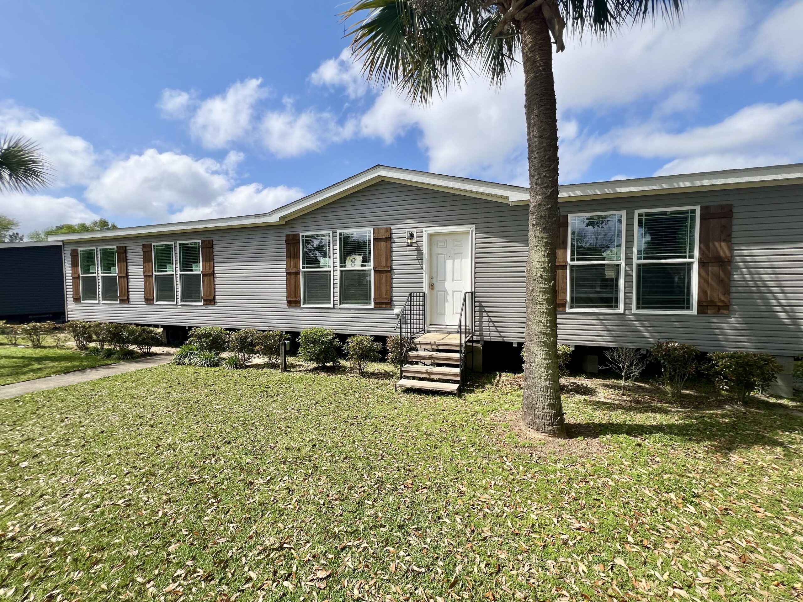 Oasis manufactured home by Deer Valley