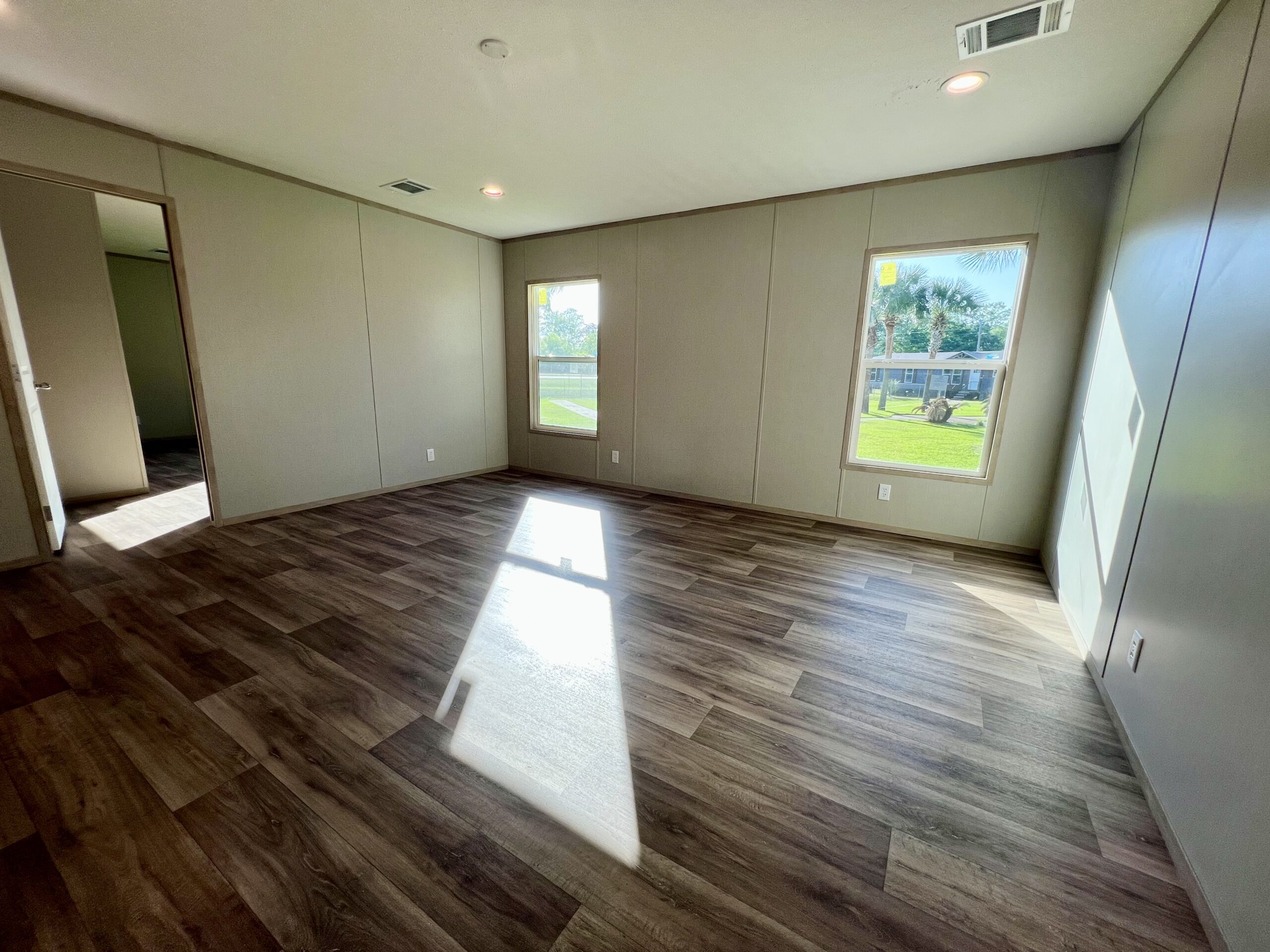 Summit manufactured home by Clayton EPIC — photo 15 of 19